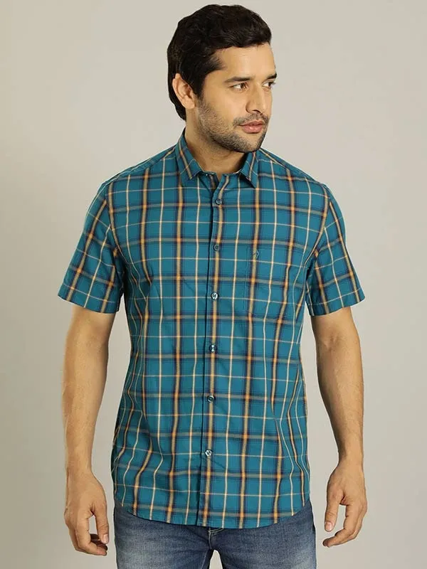 Men Checked Half Sleeve Cotton Blend Shirt