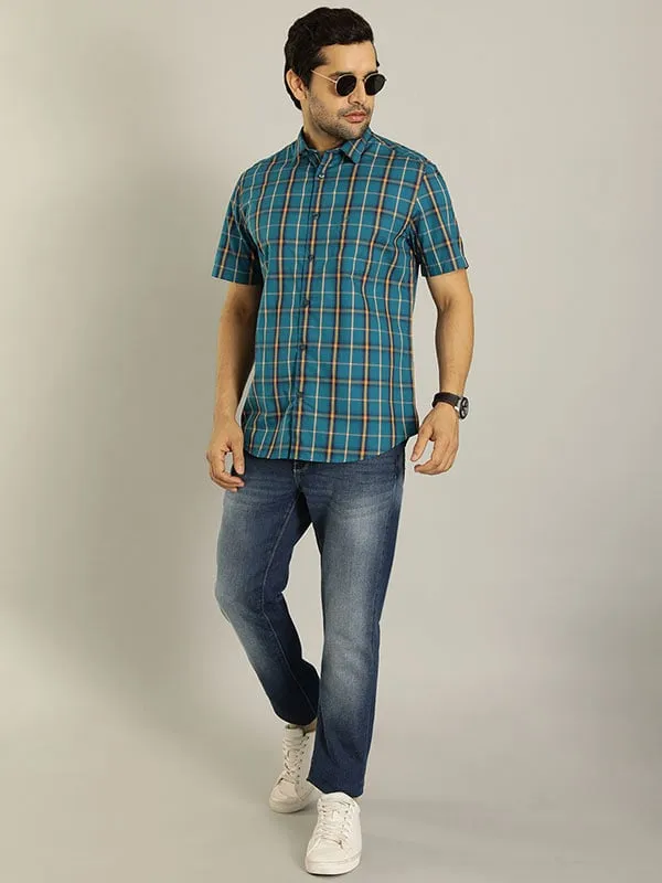 Men Checked Half Sleeve Cotton Blend Shirt