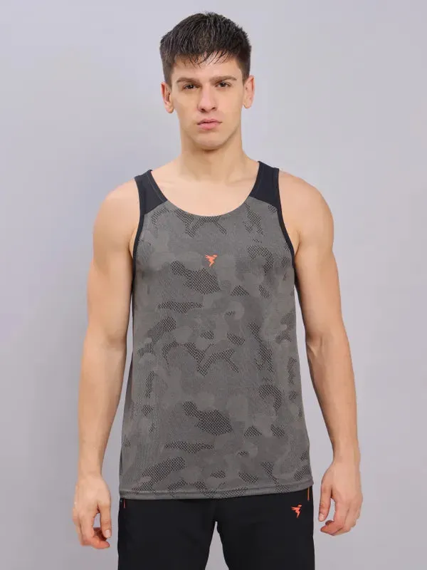 Men Colorblock Slim Fit Crew Neck Innerwear Vest with VENTMESH