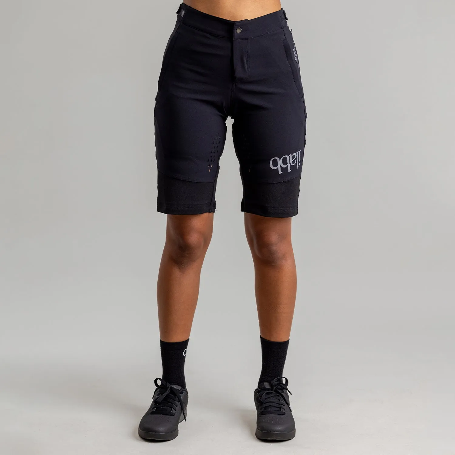 Traverse Ride Short - Black - Women's